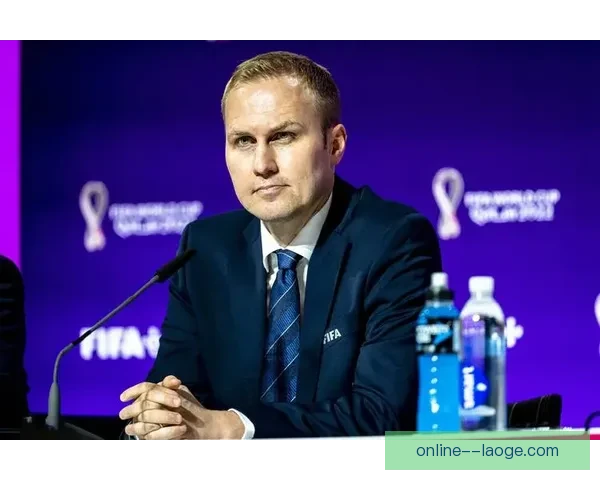 国际足联理事会否决蓝牌试行引发裁判改革讨论